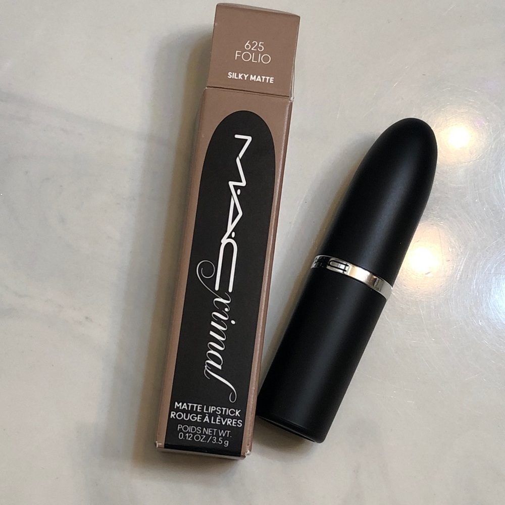 MAC MACximal Lipstick shade Folio 625 Silky Matte 3.5g NEW WITH BOX